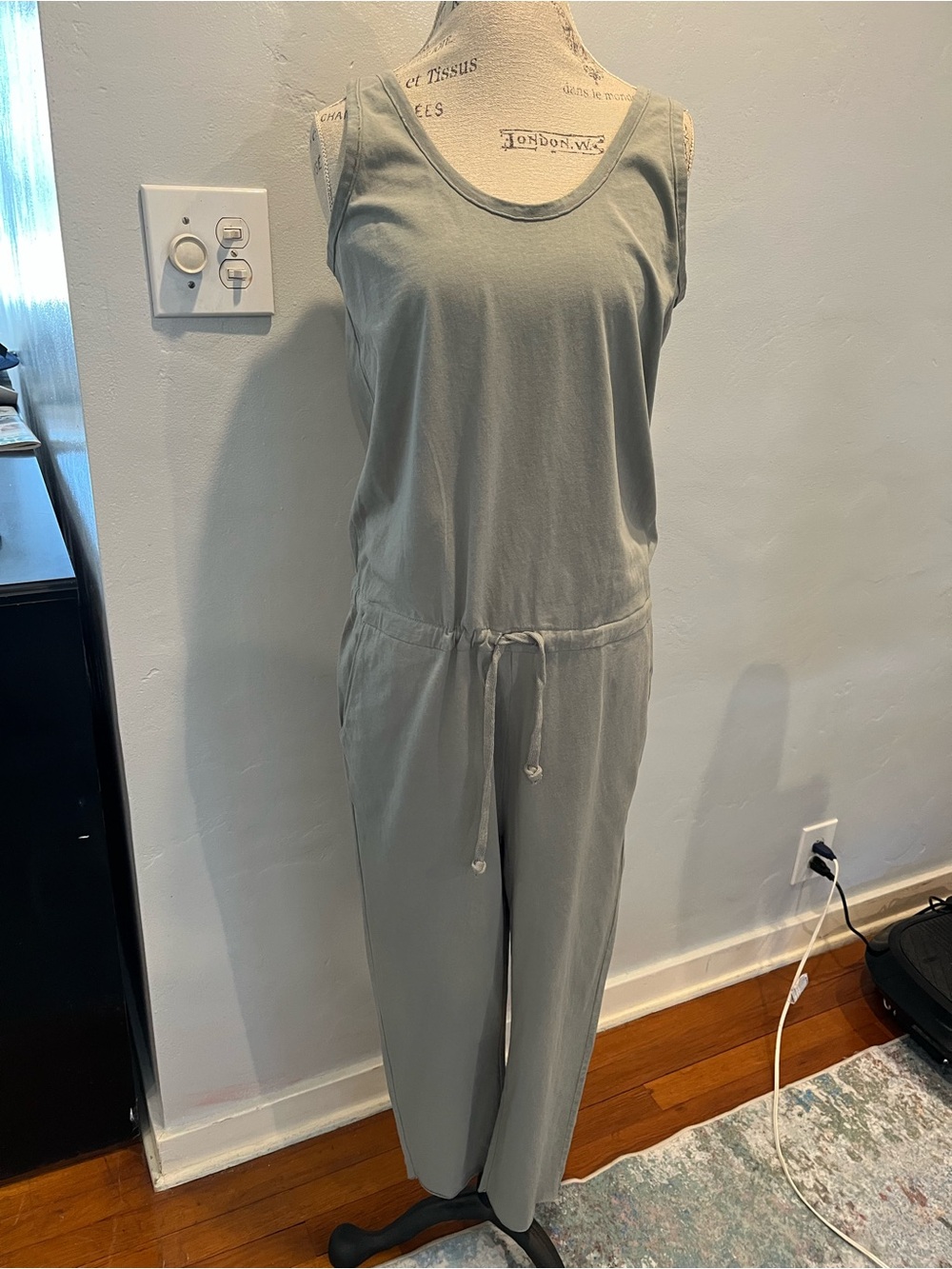 Frank & Eileen Jumpsuit Size M